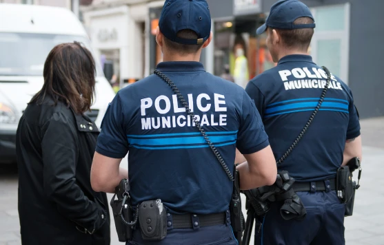 image-police2.png
